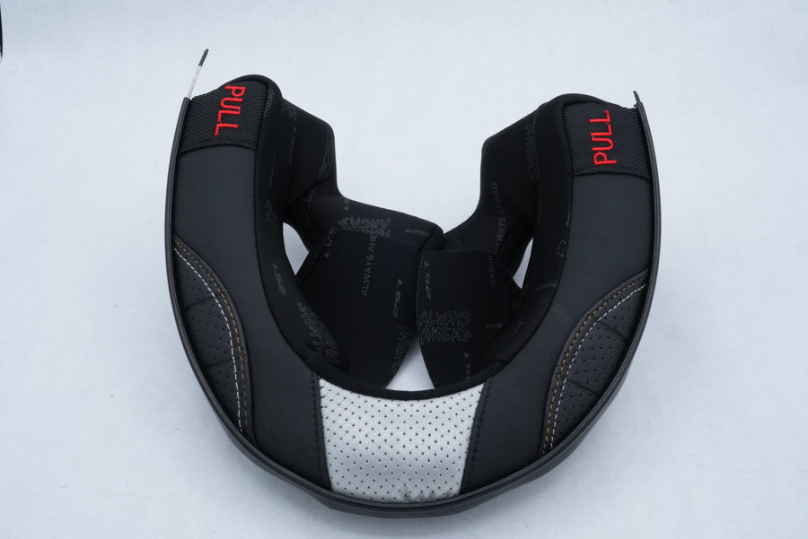 Arrow Cheek Pad Black