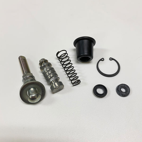 REAR MASTER CYLINDER KIT