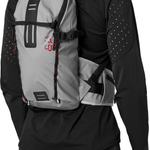 UTILITY HYDRATION PACK- MEDIUM