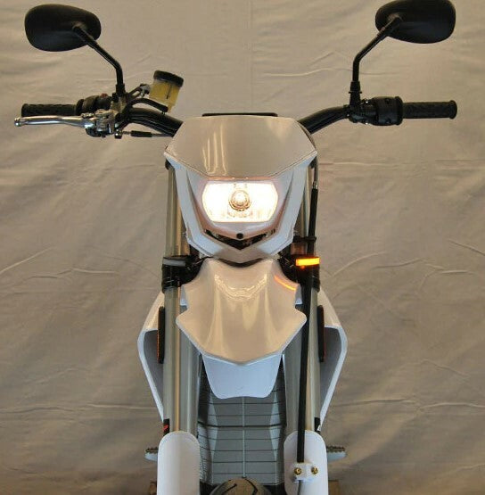 FRONT LED TURN SIGNALS ALT | ALTA-FB