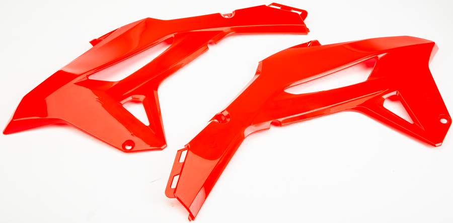 RADIATOR SCOOPS RED HON | 8474900001