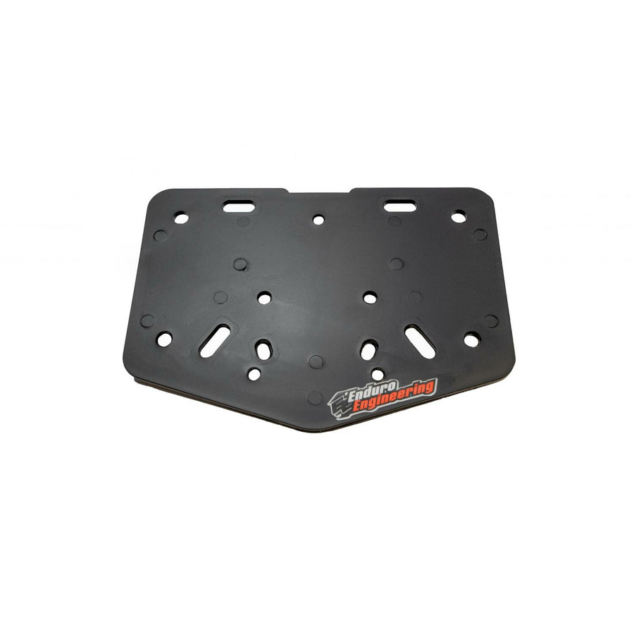 LICENSE PLATE HOLDER UNIVERSAL | 22-700