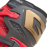 SG-22 Magma MJK LE Boots