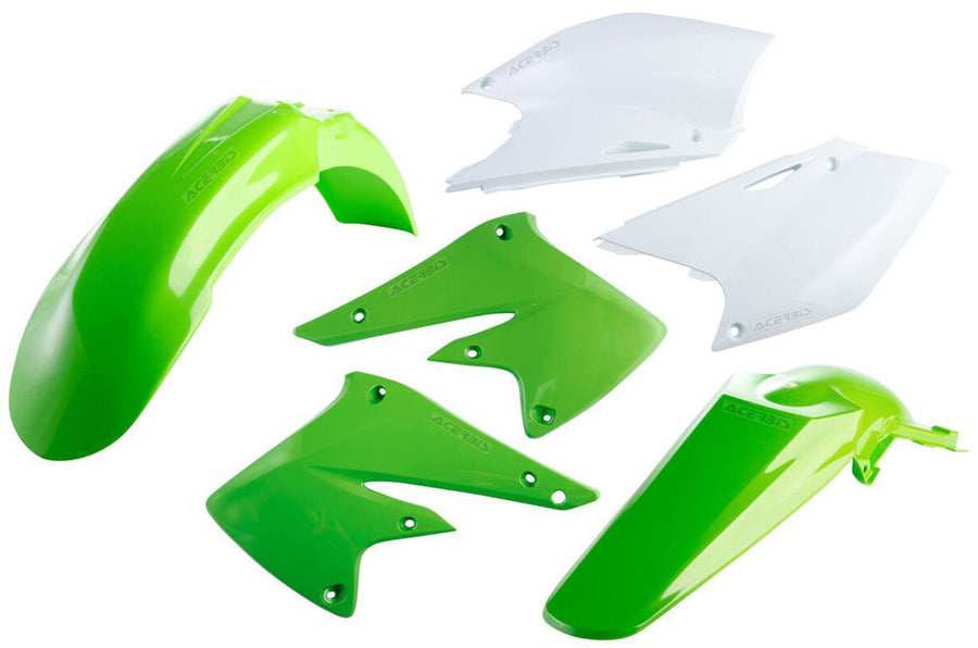 PLASTIC KIT TRI WHITE