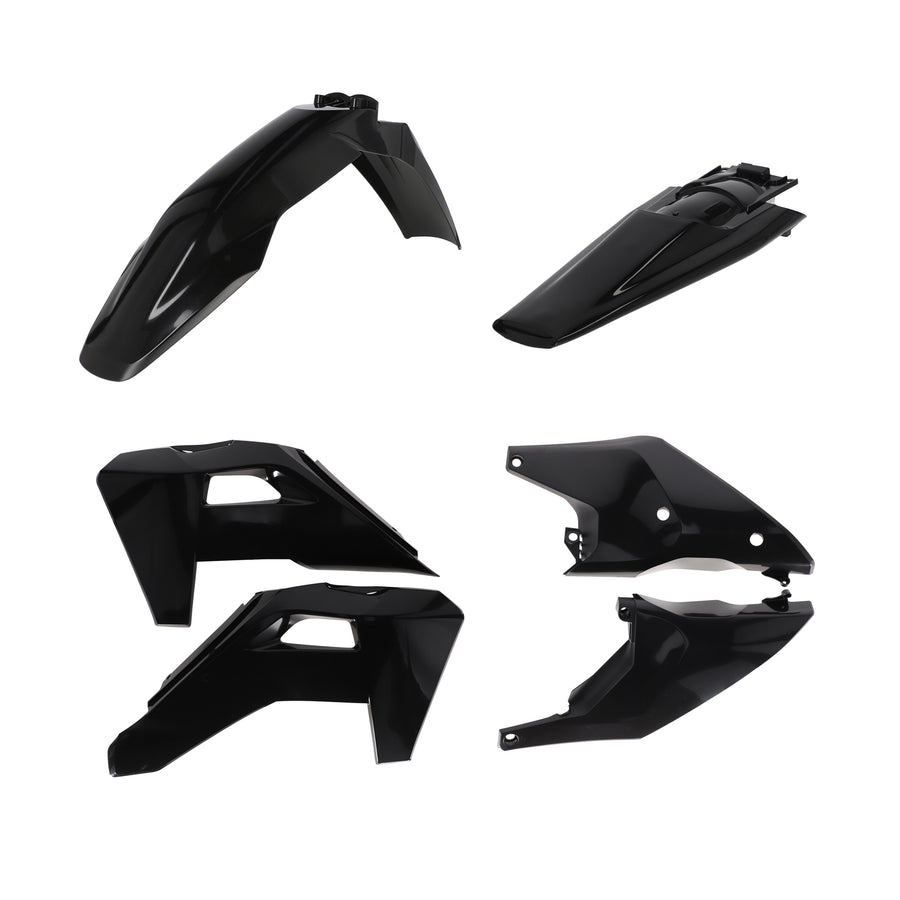 PLASTIC KIT HUS BLACK