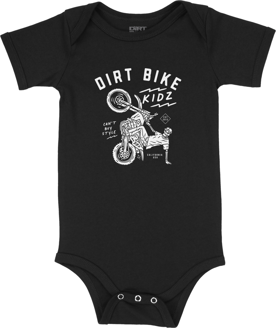 12 O'CLOCK ONESIE BLACK NEWBORN