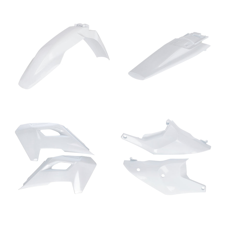 PLASTIC KIT HUS WHITE