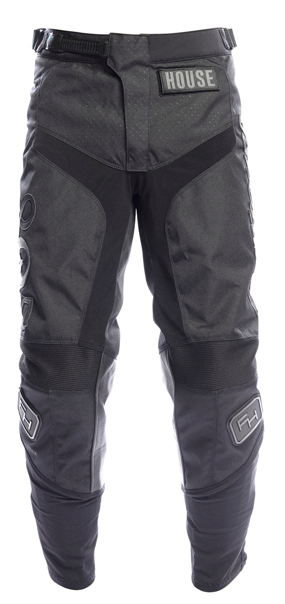 805 GRNDHOUS GRWLPANT BK